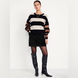 ✨NWT! Old Navy Mini Corduroy Skirt in Black